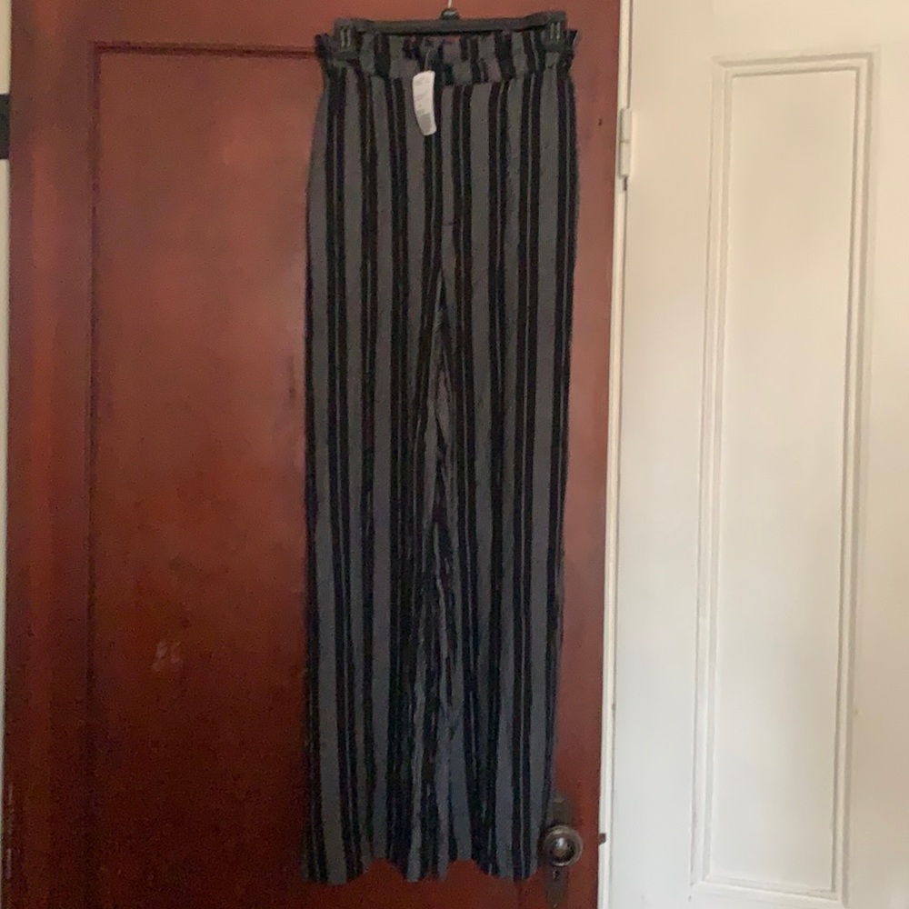 NWT Wide Leg Pants!